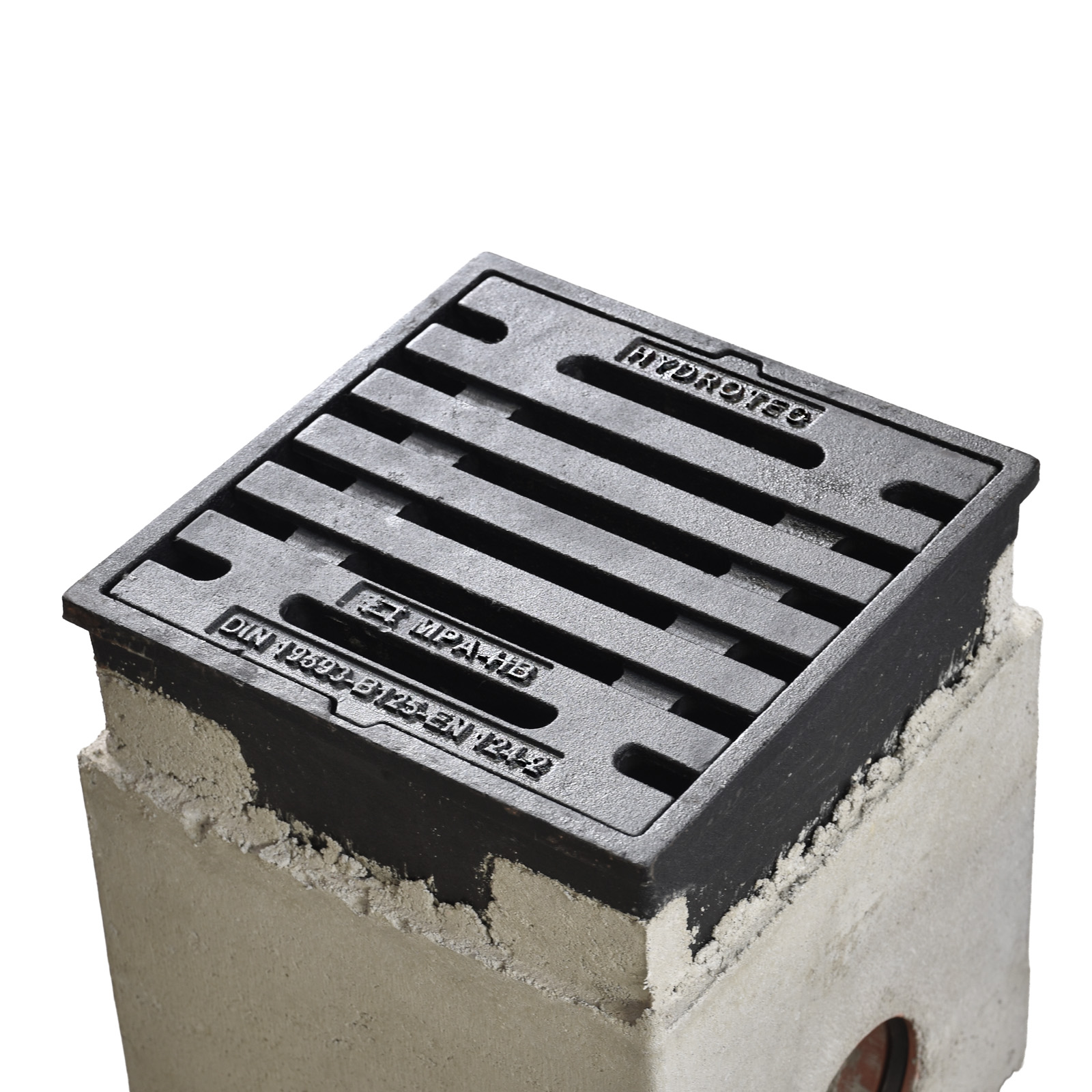Hofsinkkasten B125 DN100 300x300 Pult Guss